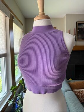 Uniqlo Sleeveless Ribbed Mock Neck Crop Top - Lilac